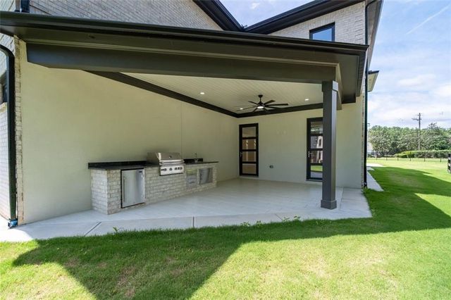 1939 Sunny Hill Road, Lawrenceville, GA 30043