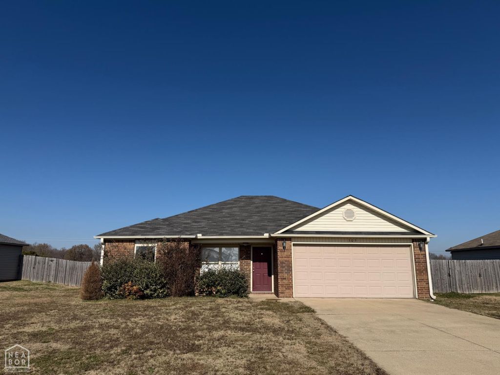 305 Emma, Brookland, AR 72467