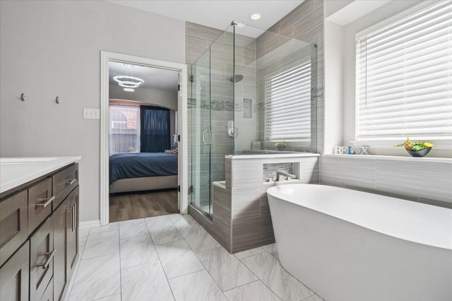 5921 Logan Drive, Plano, TX 75094