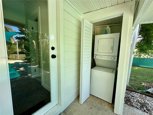 2287 NE Patrician St, Jensen Beach, FL 34957