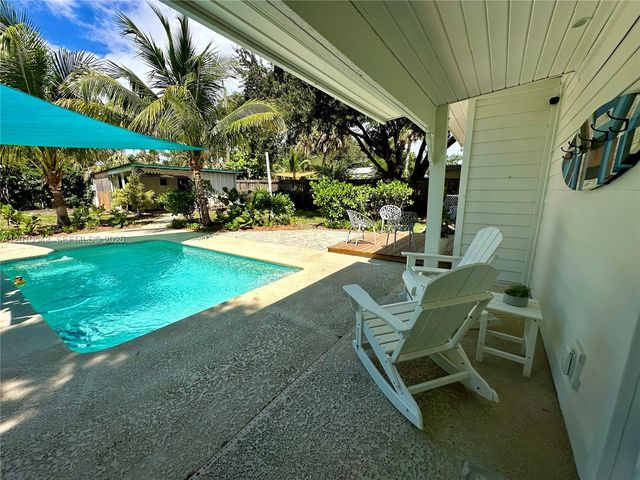 2287 NE Patrician St, Jensen Beach, FL 34957