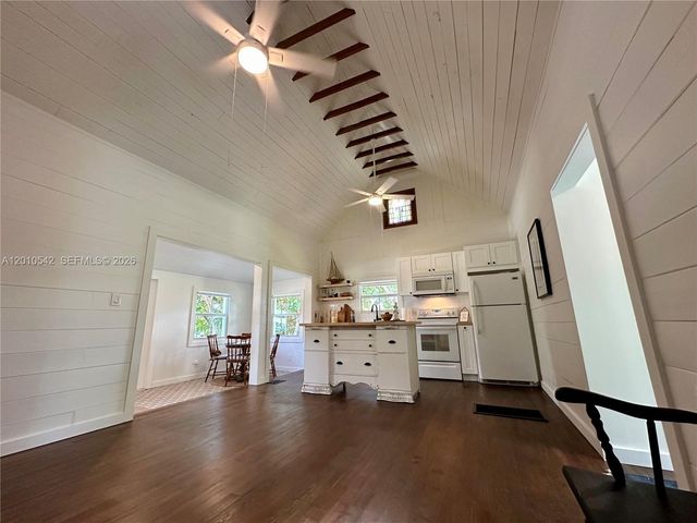 2287 NE Patrician St, Jensen Beach, FL 34957