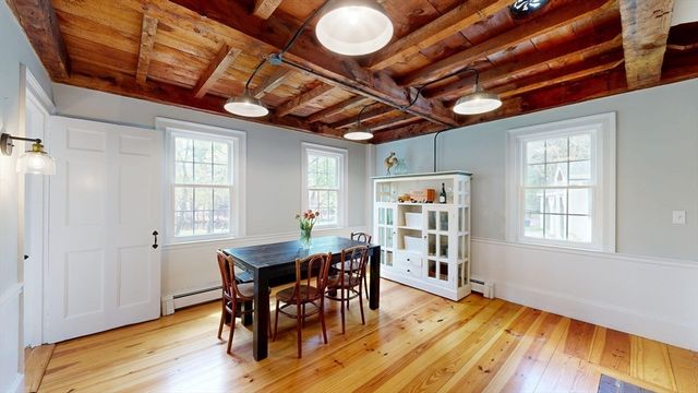 375 Linebrook Rd, Ipswich, MA 01938