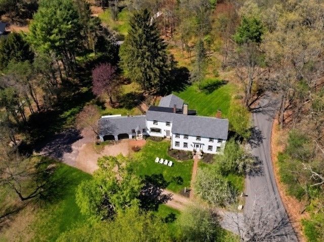 375 Linebrook Rd, Ipswich, MA 01938