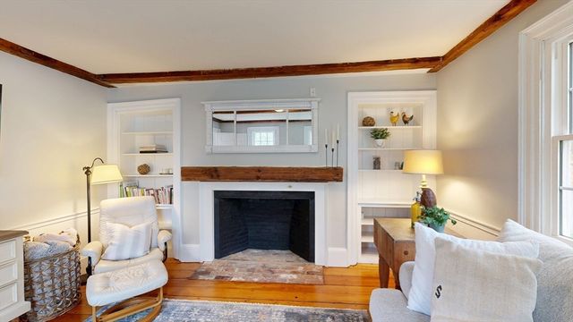 375 Linebrook Rd, Ipswich, MA 01938