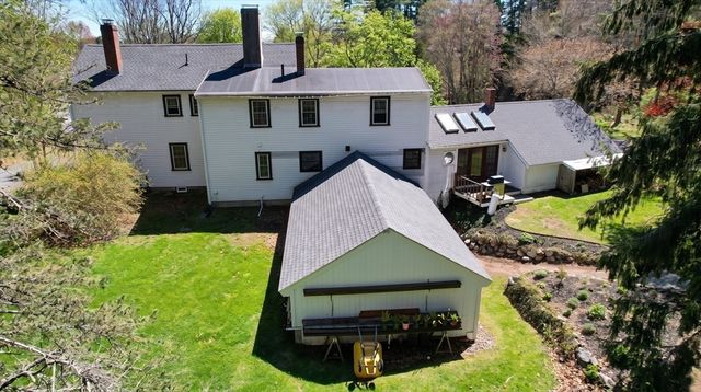 375 Linebrook Rd, Ipswich, MA 01938