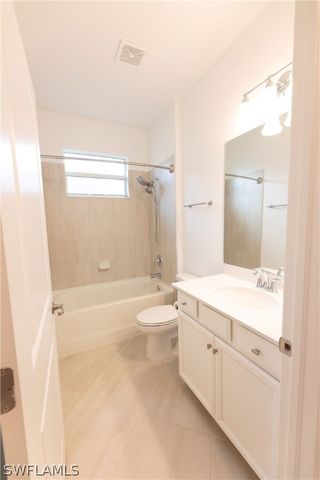 1645 Alameda DR, Naples, FL 34120