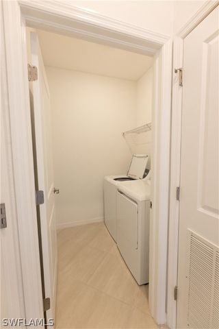 1645 Alameda DR, Naples, FL 34120