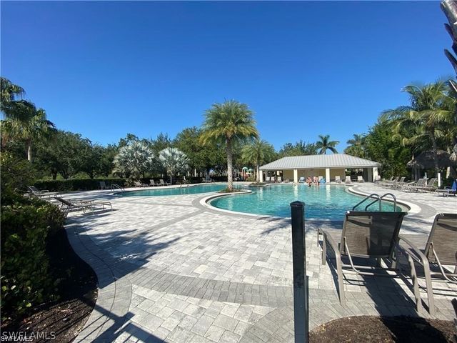 1645 Alameda DR, Naples, FL 34120