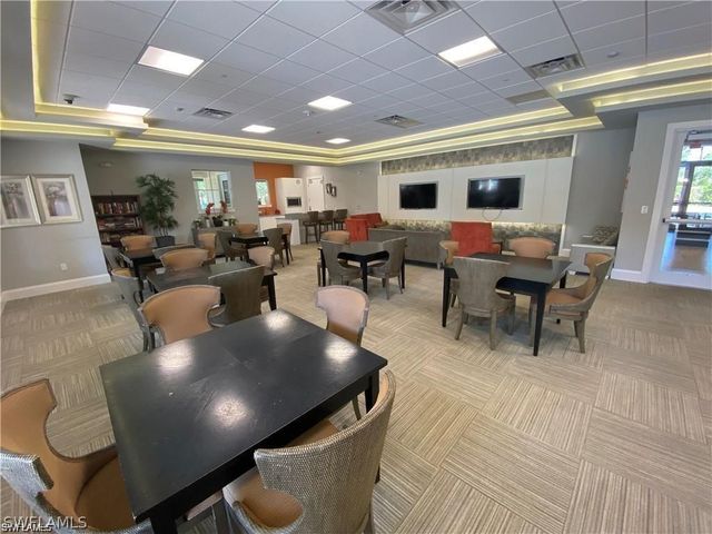 1645 Alameda DR, Naples, FL 34120