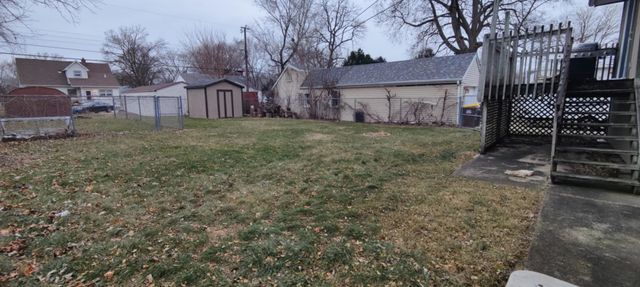 932 Colonial Drive, Machesney Park, IL 61115