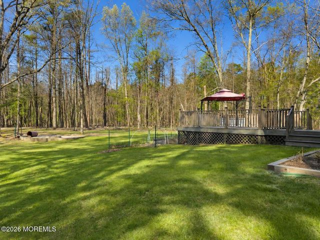 14 Aspen Court, Jackson, NJ 08527