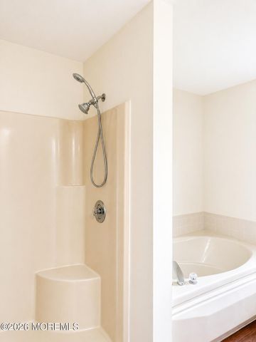 14 Aspen Court, Jackson, NJ 08527