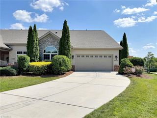 4302 Mossy Wood Circle, Greensboro, NC 27409