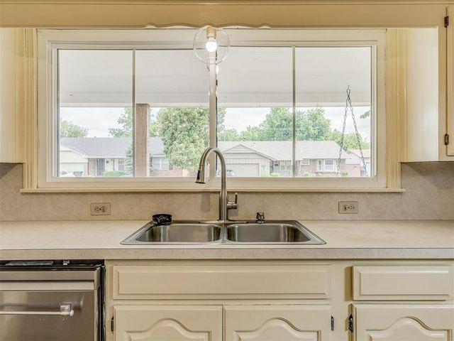 2620 NW 46th Street, Oklahoma City, OK 73112