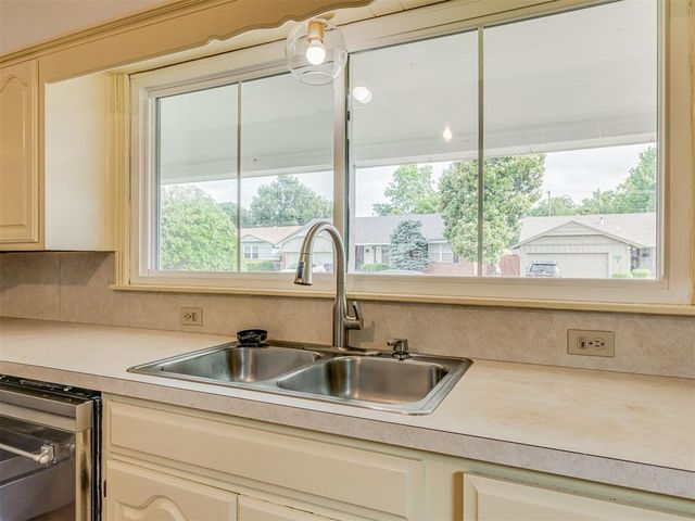 2620 NW 46th Street, Oklahoma City, OK 73112