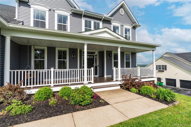58 Ridgeline Drive, Poughkeepsie, NY 12603