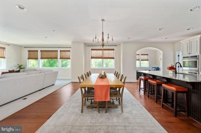 9904 S HARRIS FARM RD, Spotsylvania, VA 22553