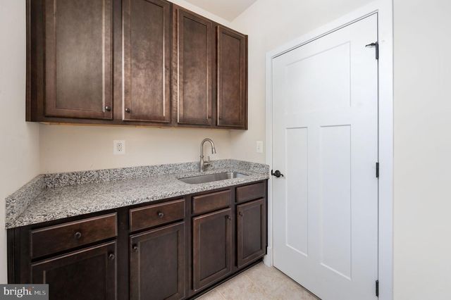9904 S HARRIS FARM RD, Spotsylvania, VA 22553