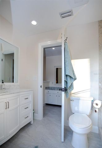 2719 FOREST KNOLL DRIVE, Sarasota, FL 34232