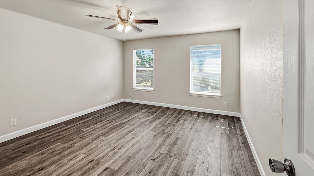 5108 Dallas Avenue, Fort Worth, TX 76112 — photo 3