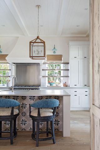 3308 Jasper Boulevard, Sullivans Island, SC 29482