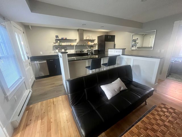 67 Middle Street Bb, Manchester, NH 03101