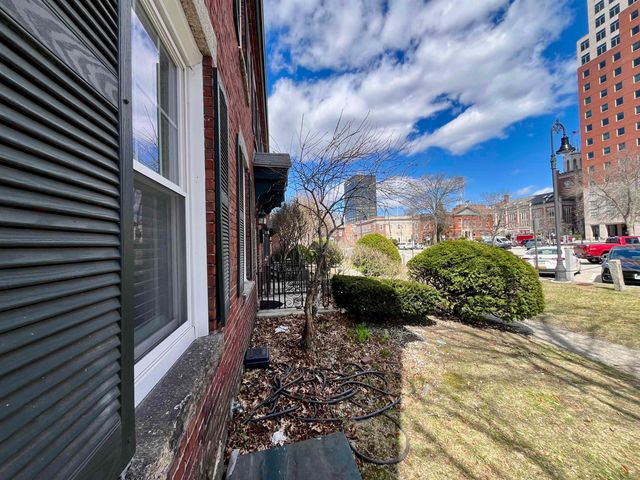 67 Middle Street Bb, Manchester, NH 03101