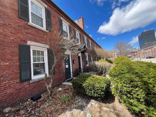 67 Middle Street Bb, Manchester, NH 03101