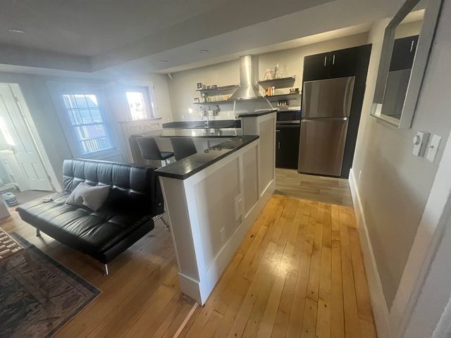 67 Middle Street Bb, Manchester, NH 03101