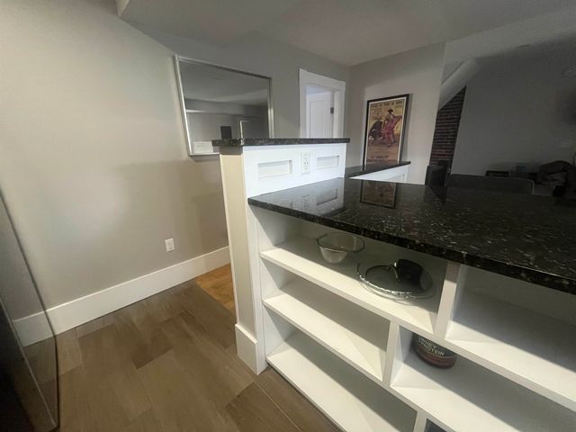 67 Middle Street Bb, Manchester, NH 03101