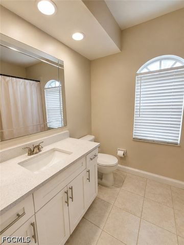 306 SE 8th PL, Cape Coral, FL 33990
