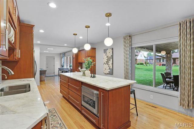 68 Willmore Road, St Louis, MO 63109
