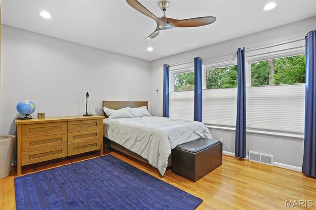 68 Willmore Road, St Louis, MO 63109