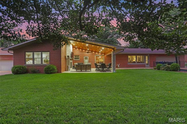 68 Willmore Road, St Louis, MO 63109
