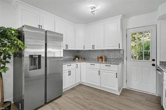 8206 McCloy RD, Norfolk, VA 23505