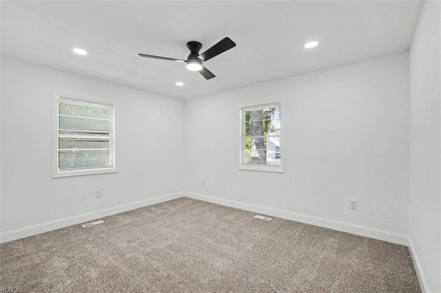 8206 McCloy RD, Norfolk, VA 23505