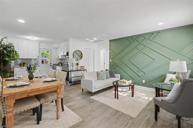 8206 McCloy RD, Norfolk, VA 23505