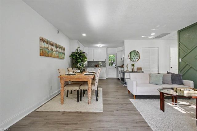 8206 McCloy RD, Norfolk, VA 23505