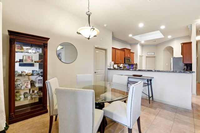 3233 Emma Lake Court, Dickinson, TX 77539