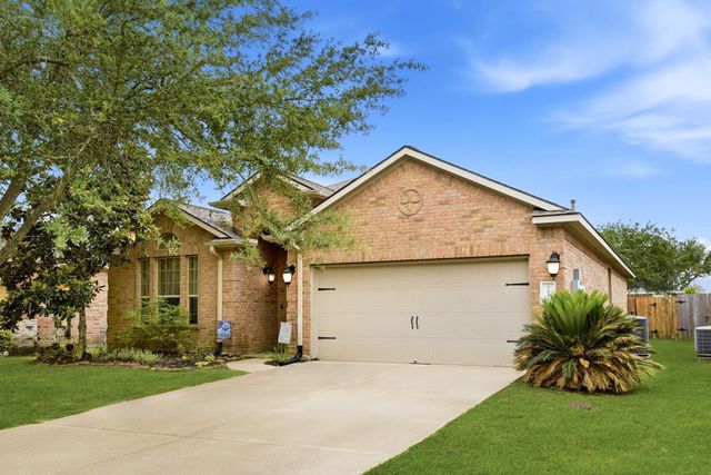 3233 Emma Lake Court, Dickinson, TX 77539