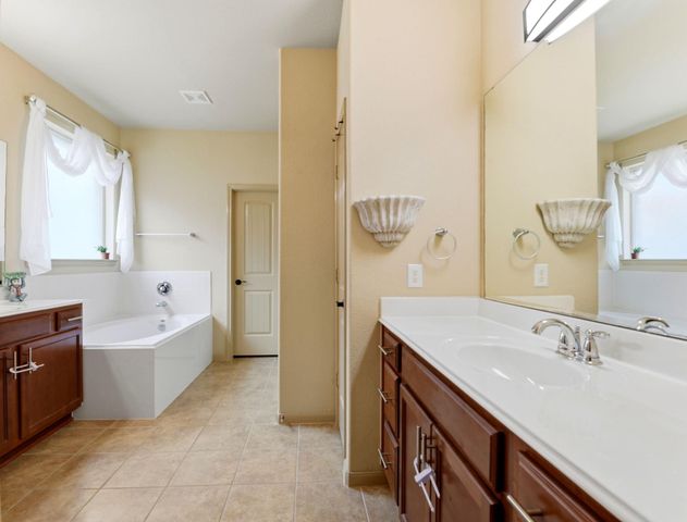 3233 Emma Lake Court, Dickinson, TX 77539