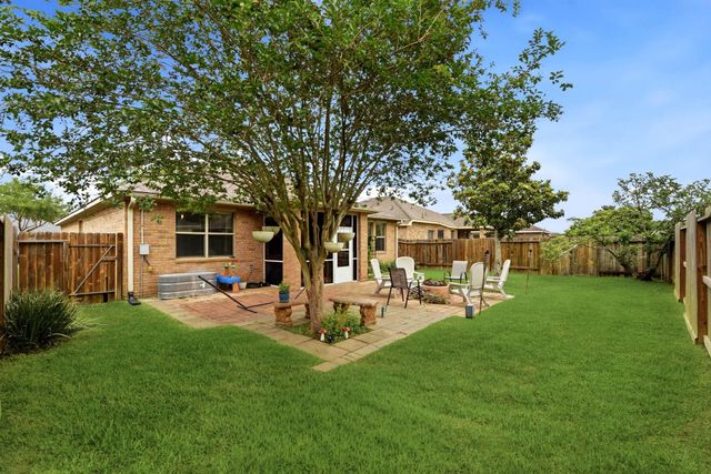 3233 Emma Lake Court, Dickinson, TX 77539