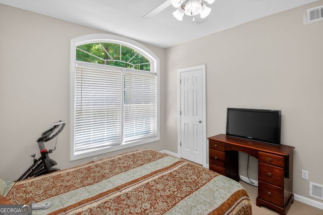 72 Lake Court, Jefferson, GA 30549