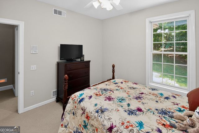 72 Lake Court, Jefferson, GA 30549