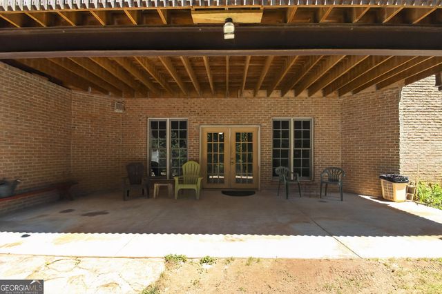 72 Lake Court, Jefferson, GA 30549
