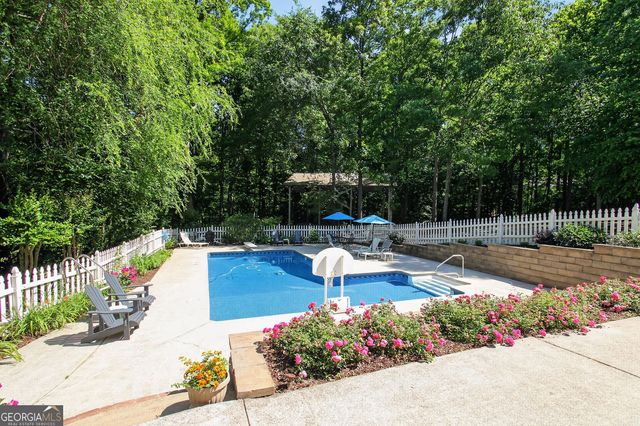 72 Lake Court, Jefferson, GA 30549