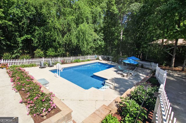 72 Lake Court, Jefferson, GA 30549