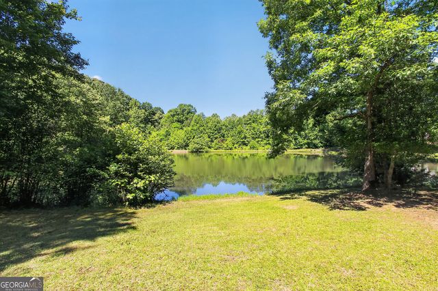 72 Lake Court, Jefferson, GA 30549