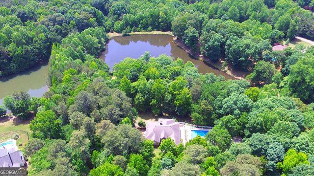 72 Lake Court, Jefferson, GA 30549